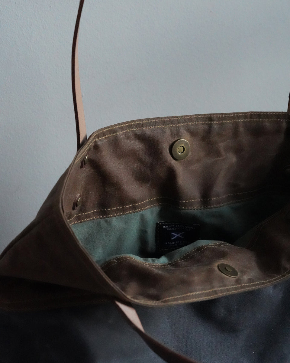 MORVEN Waxed Cotton Tote Bag Bark/Scree/Forest Fernweh UK