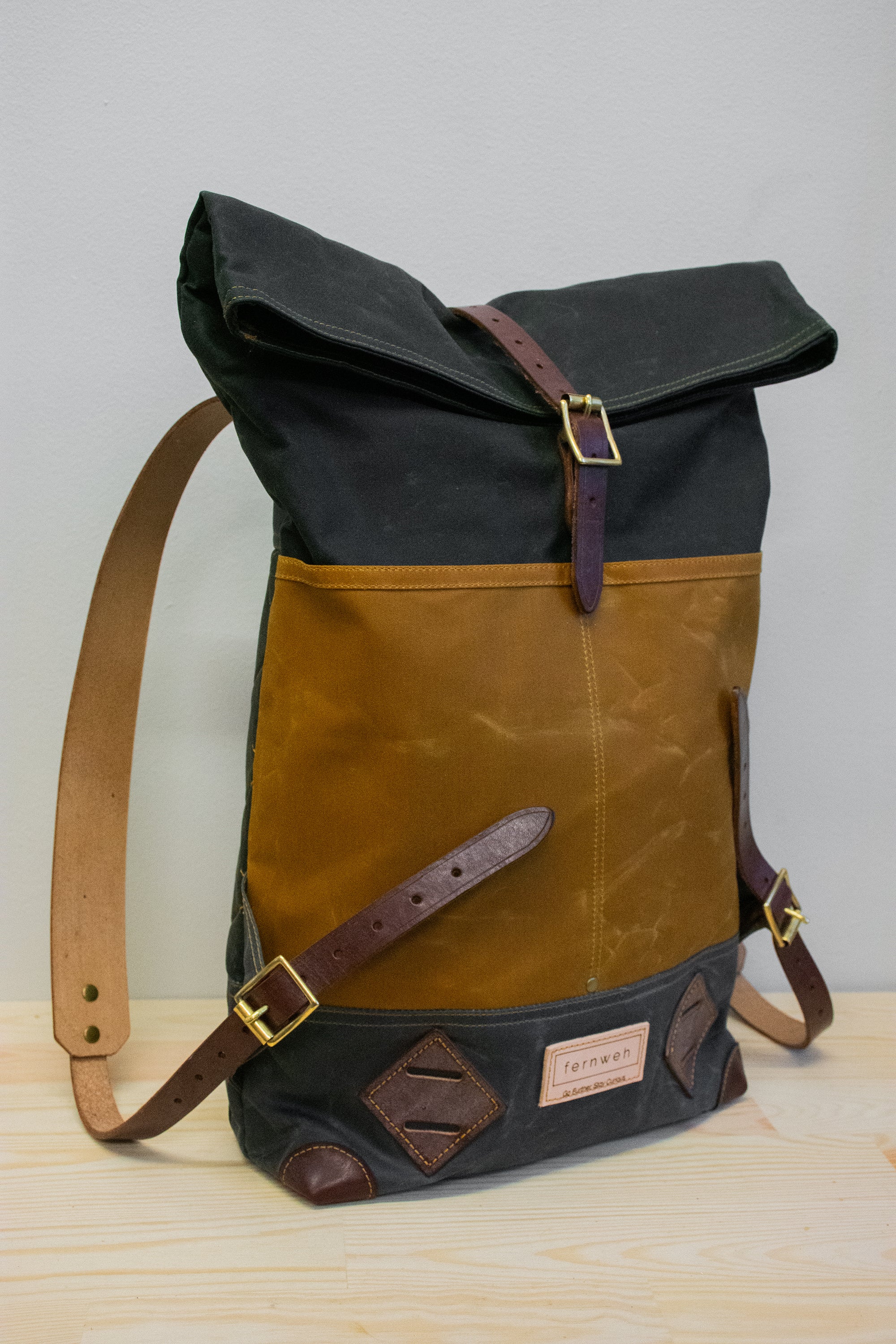 MUICK Waxed Canvas & Leather Rolltop Backpack -  Forest/Sand/Scree