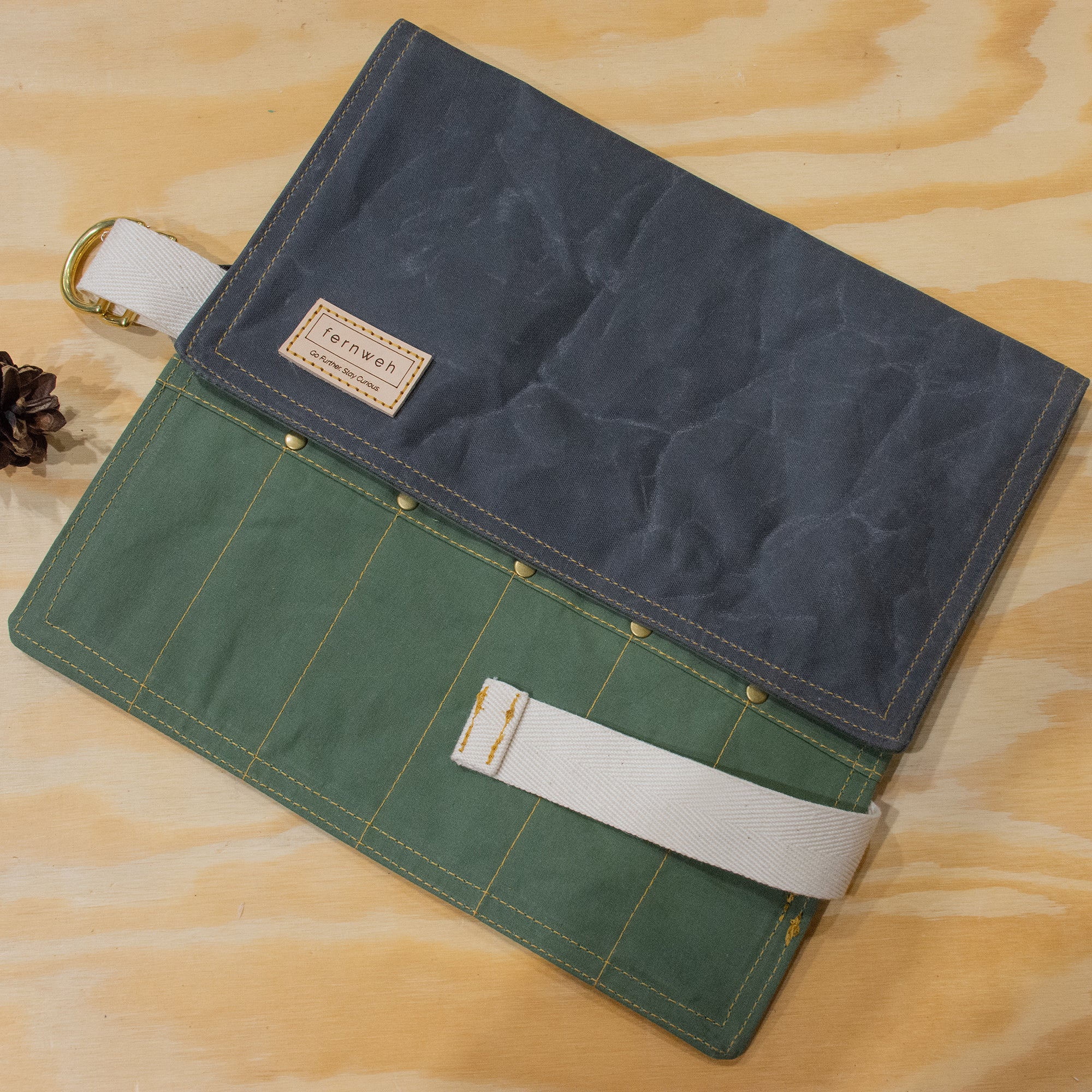 "VAA" Outdoor Utility Roll - Scree/Winter Moss - Fernweh UK 