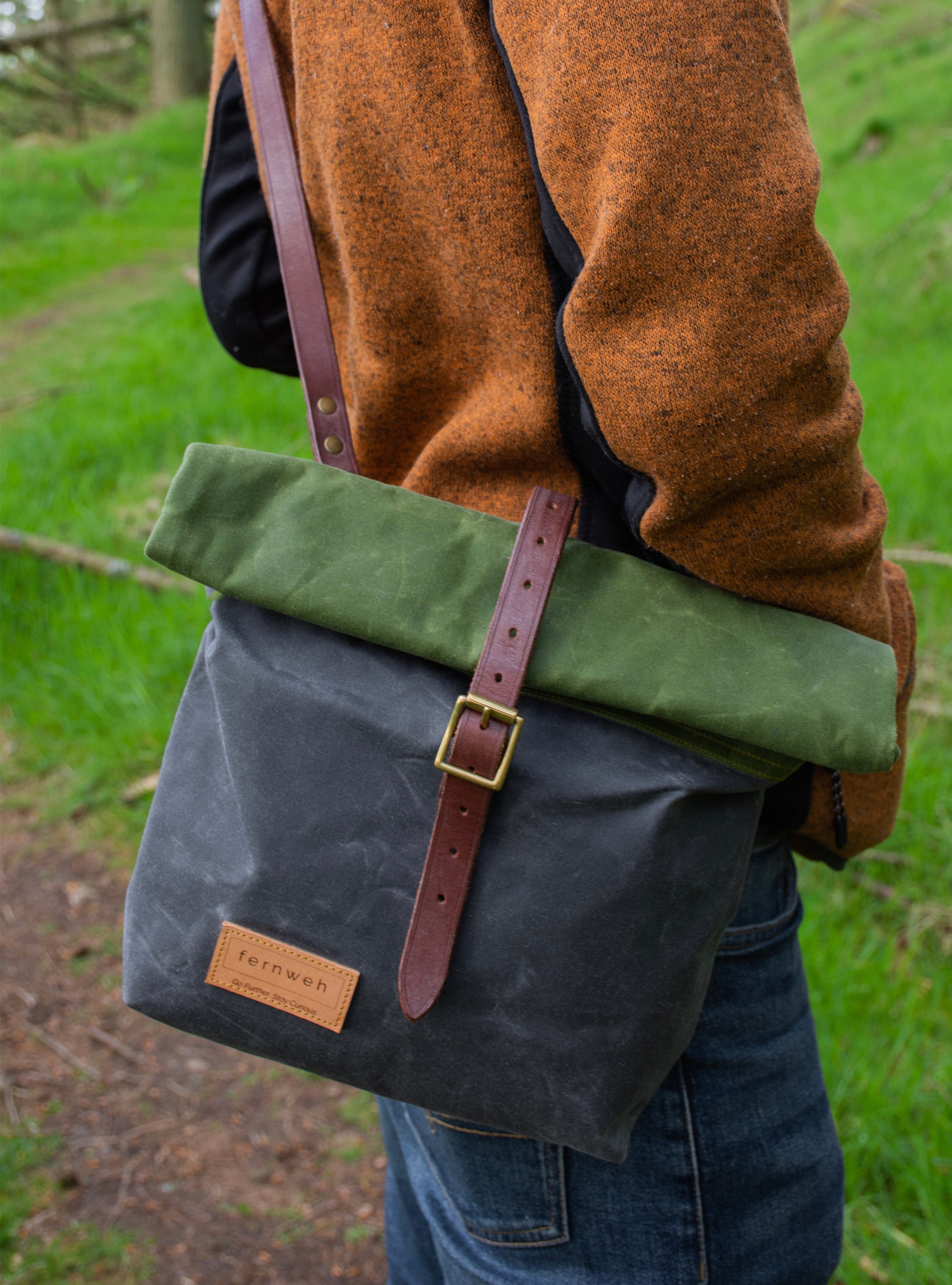 Sample Sale - "CAIRN" Mini - Moss/Scree