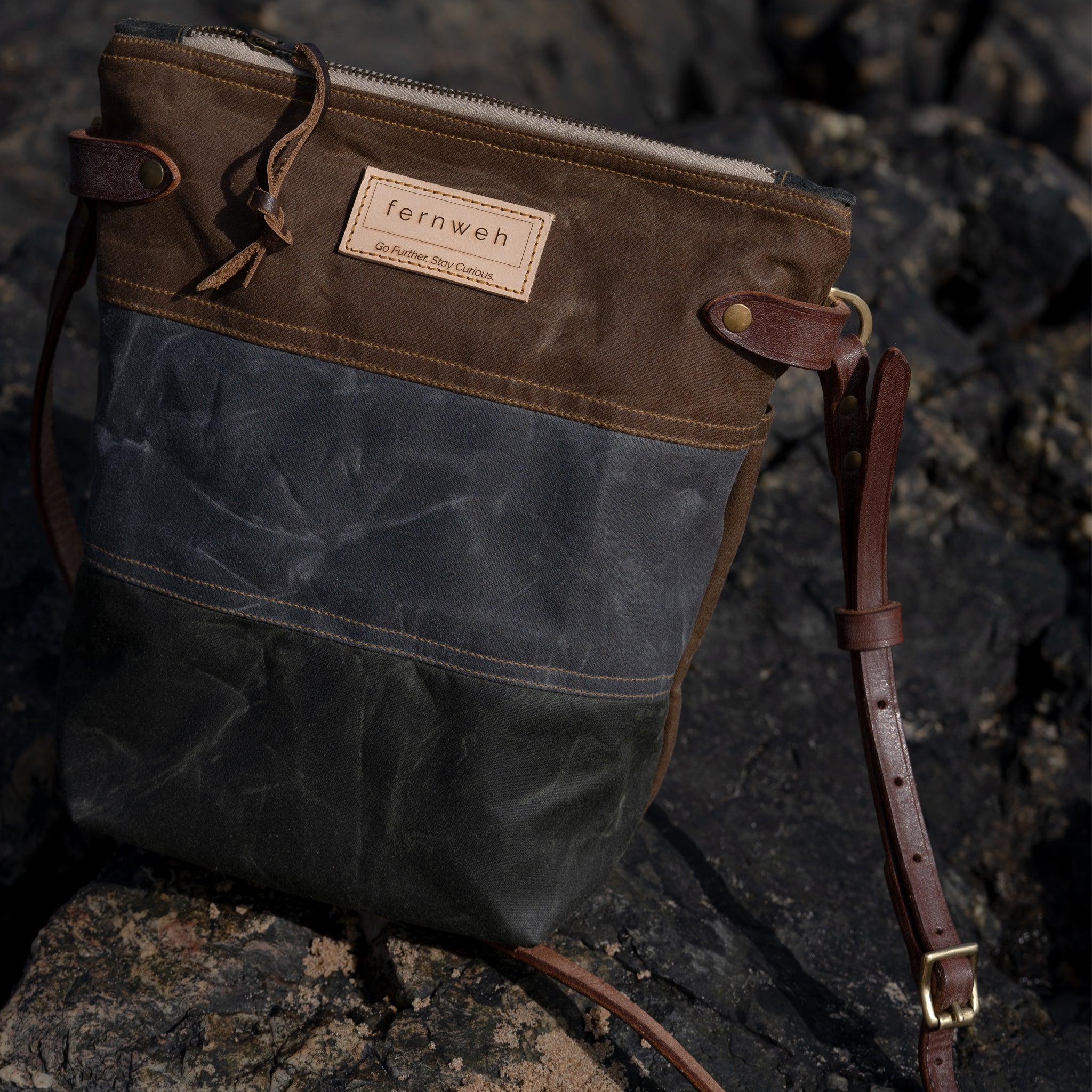 FINNOCH Waxed Cotton Field Bag - Triple Colour