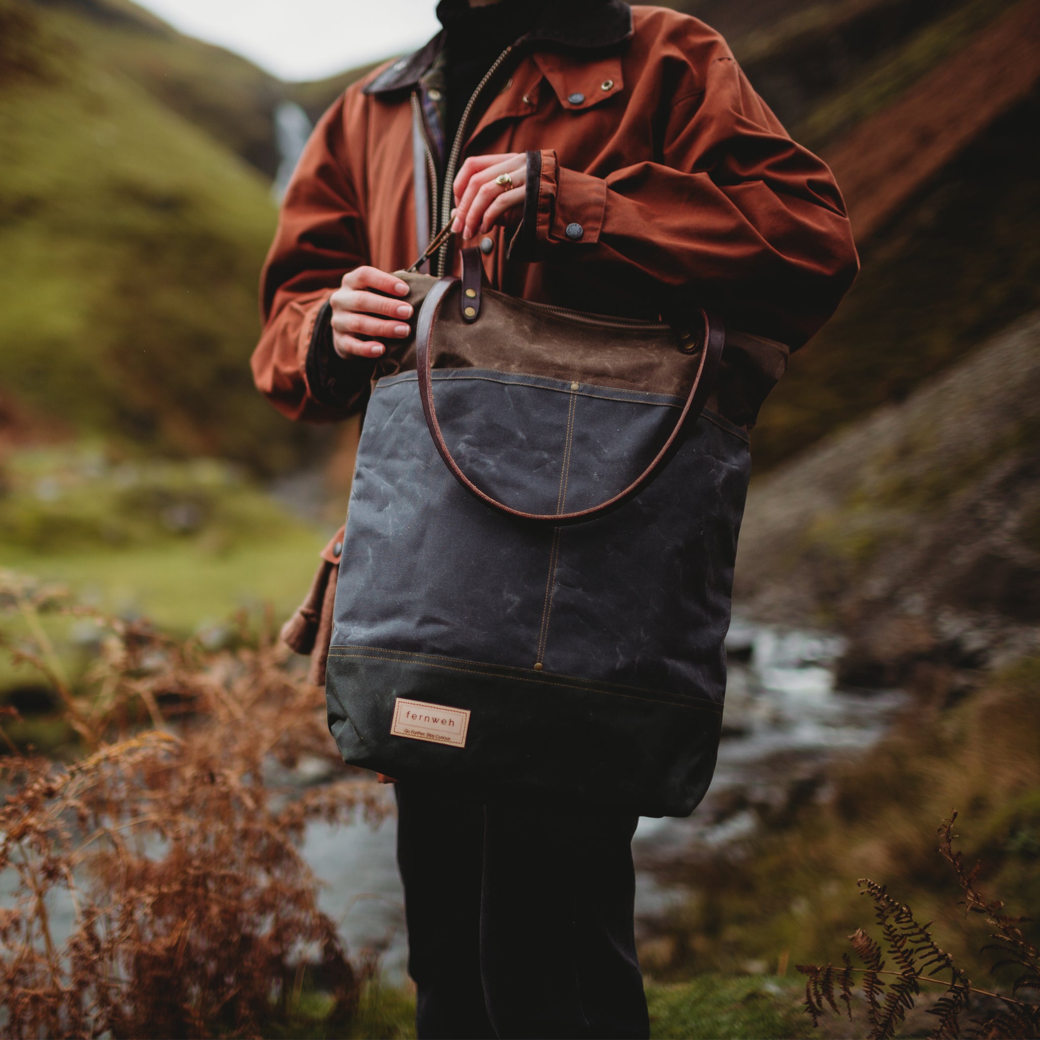 RANNOCH Waxed Cotton Zip Tote - Triple