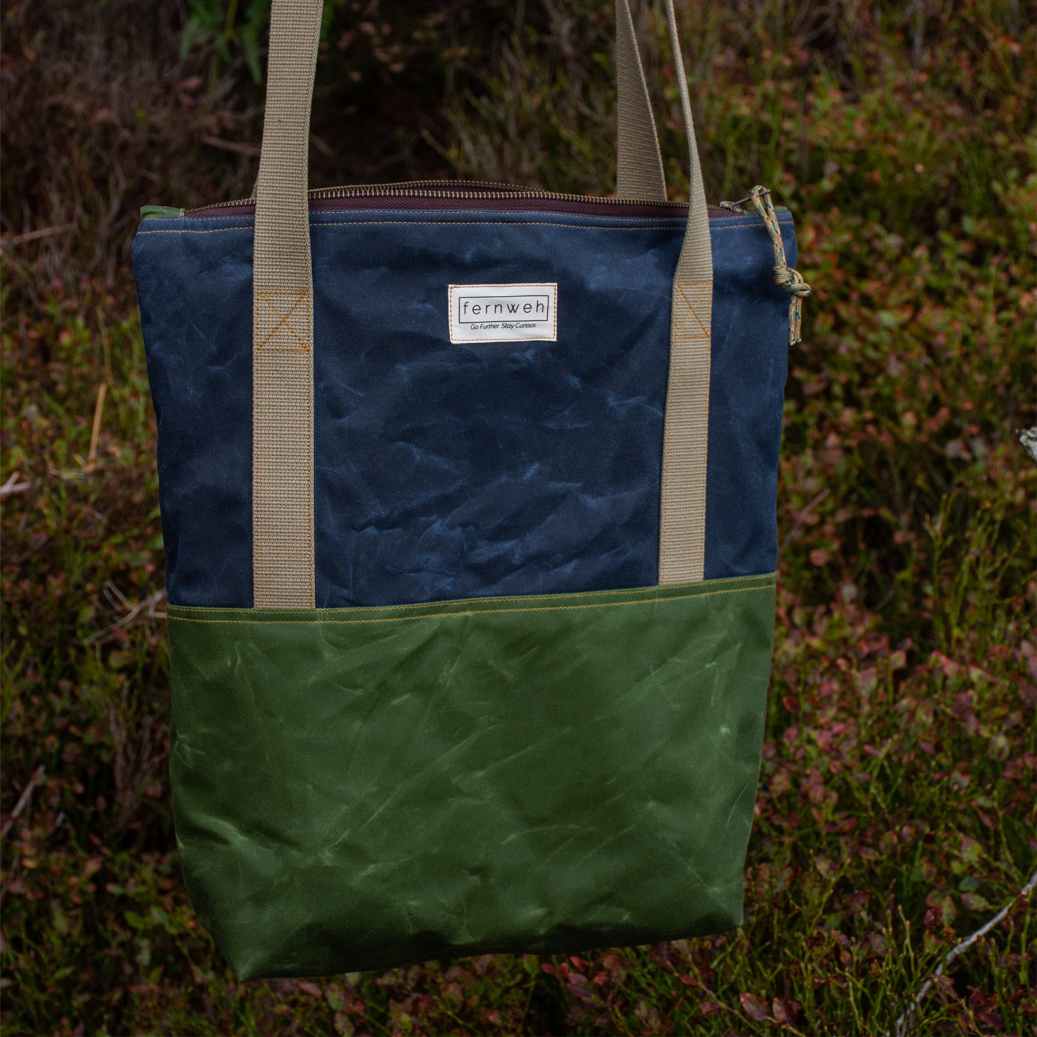 "EILEIN" Waxed Cotton Zip Tote Bag  (Leather Free) - STORM/MOSS