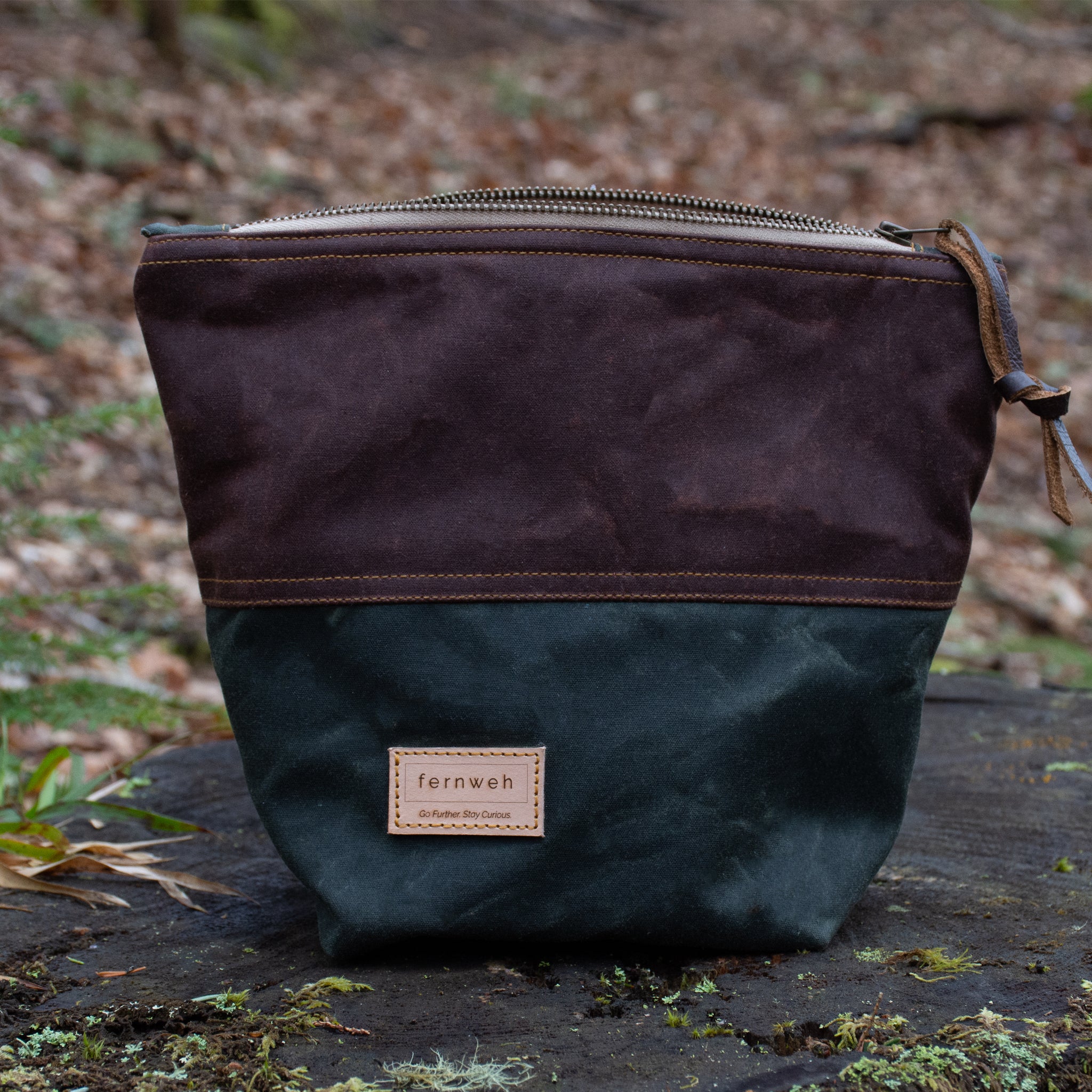 "SPEY" Waxed Cotton Washbag - BRACKEN/FOREST